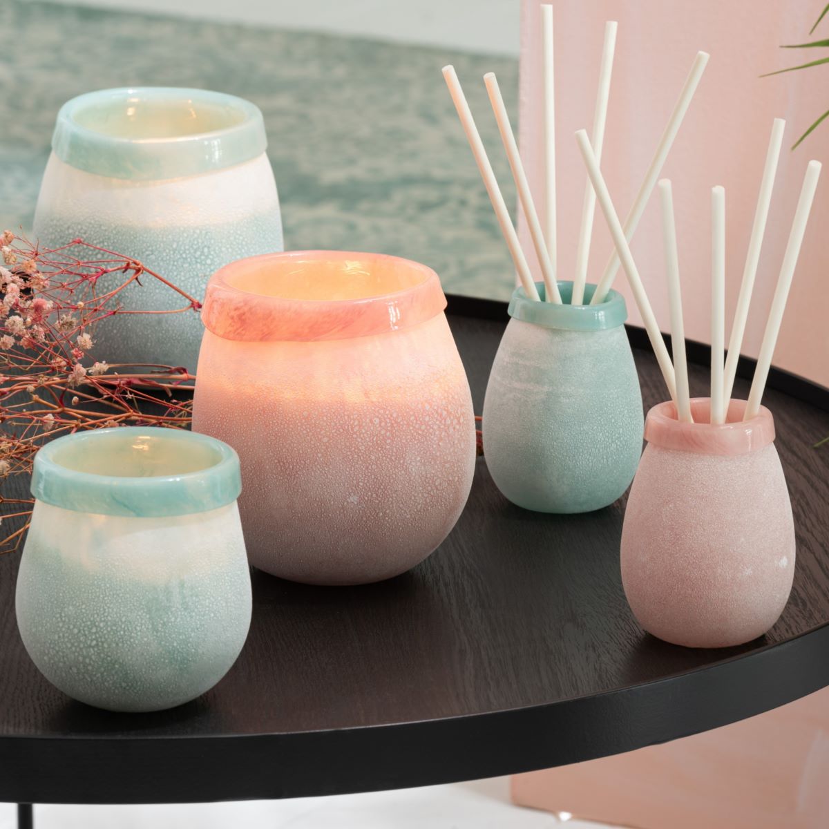 روائح وشموع