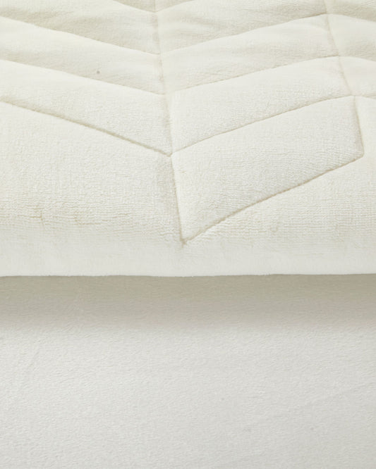 طقم سرير "COCORA" مجوز كريمي