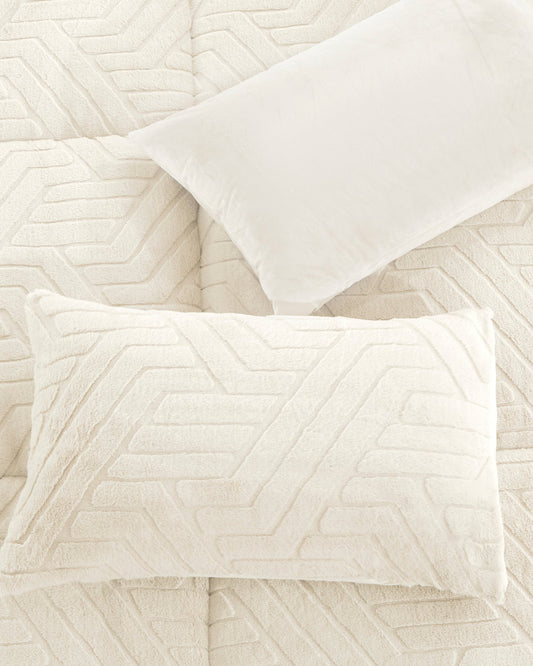 طقم سرير "CHEVRONE " مجوز كريم