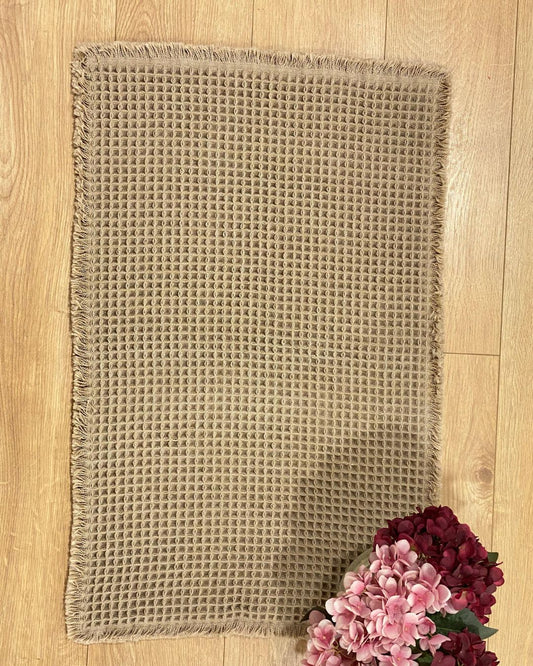 سجاد حمام "waffle" بيج غامق