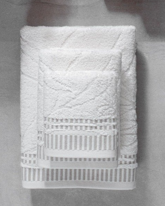 مناشف "Geo" أبيض