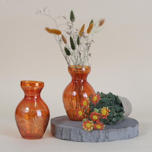 تنسيق "Checkered" برتقالي مع ورد مجفف