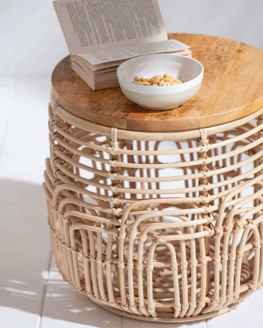 طاولات "Ellen" 