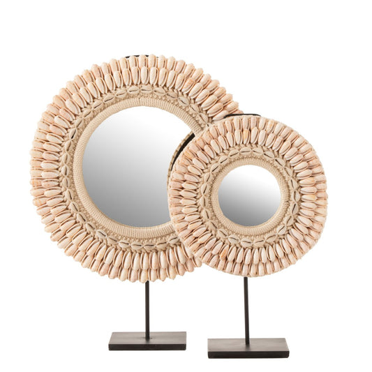 إكليل صدف ومرآة