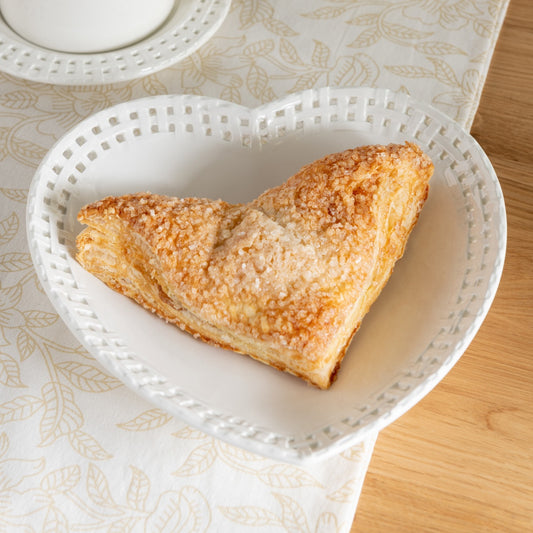 صحن تقديم أبيض