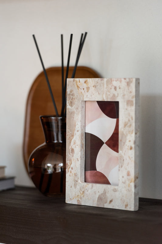 إطار صور "Marble" بني